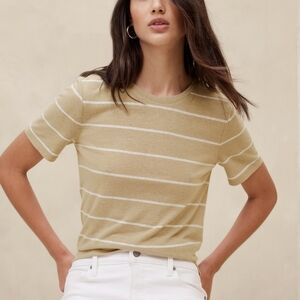 Banana Republic Factory Linen blend t-shirt